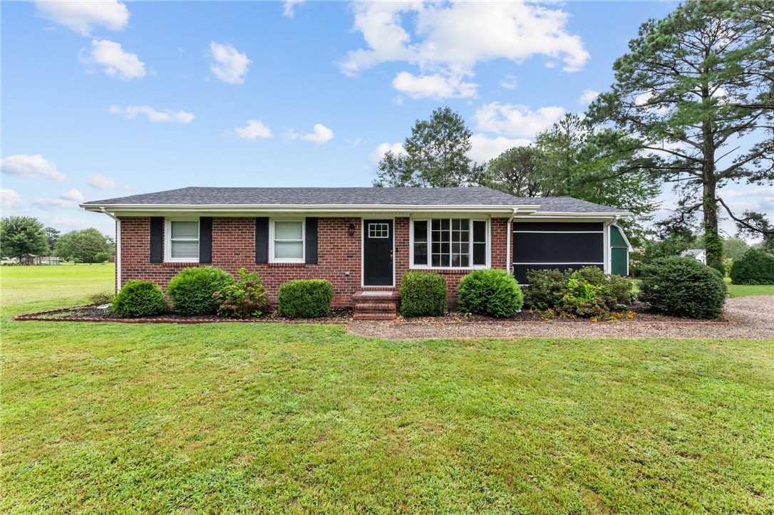 4651 John's Point Road Gloucester, VA 23061 - Photo 4 of 46 Gallery Image 4