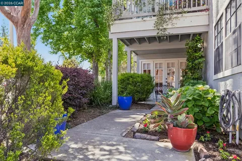 $1,095,000 | 1560 Pyrenees Place, Walnut Creek, CA 94598