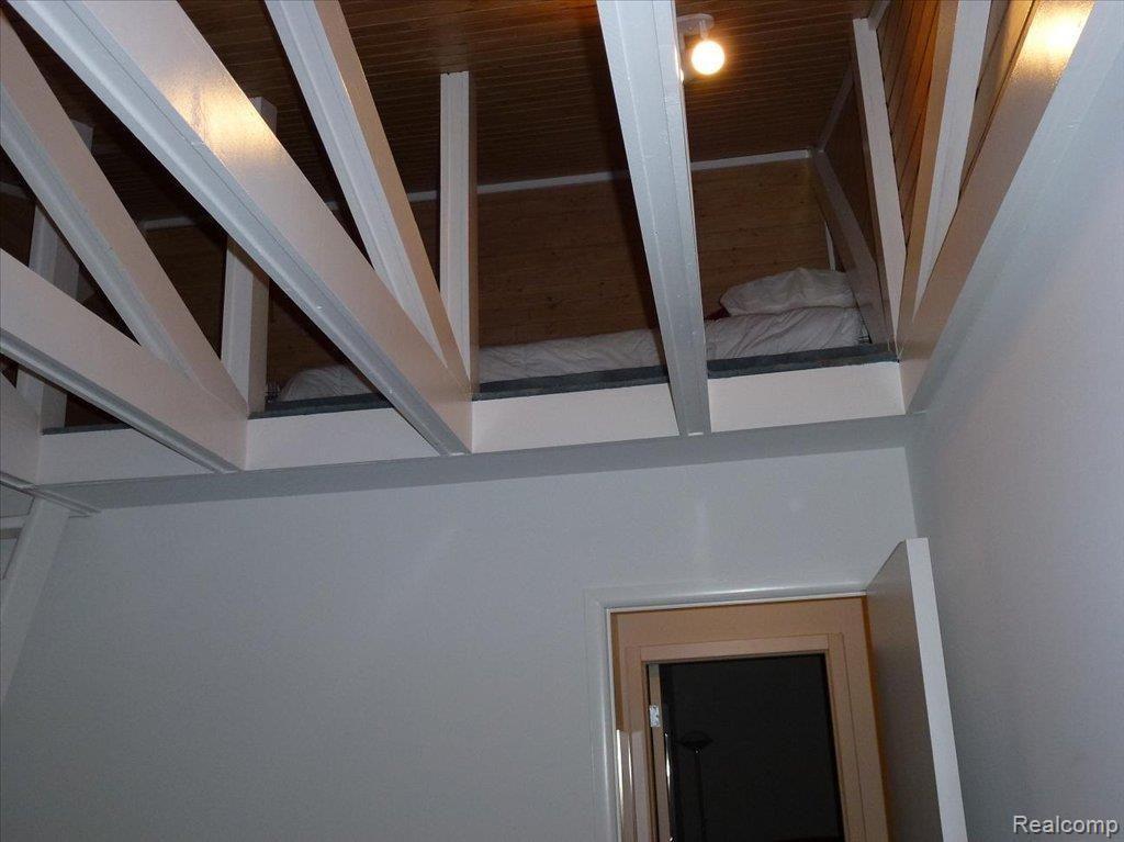 34055 Quaker Valley Road Farmington, MI 48331 - Photo 12 of 25 Loft