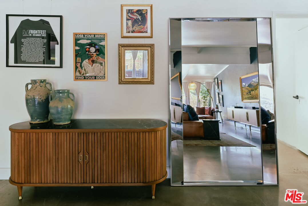 7211 Chelan Way Los Angeles, CA 90068 - Photo 5 of 38 a living room with furniture and painting on the wall