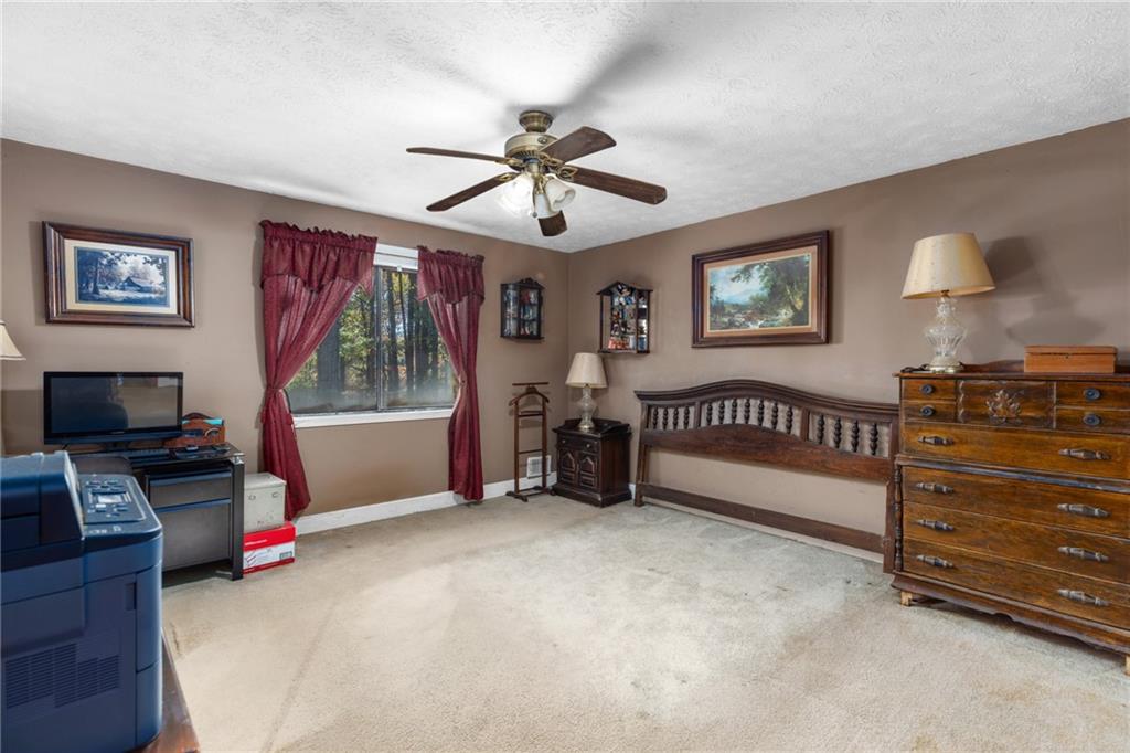 2272 Stag Run Suwanee, GA 30024 - Photo 5 of 31