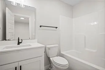 $519,950 | 505 Southwest Newport Drive, Blue Springs, MO 64014