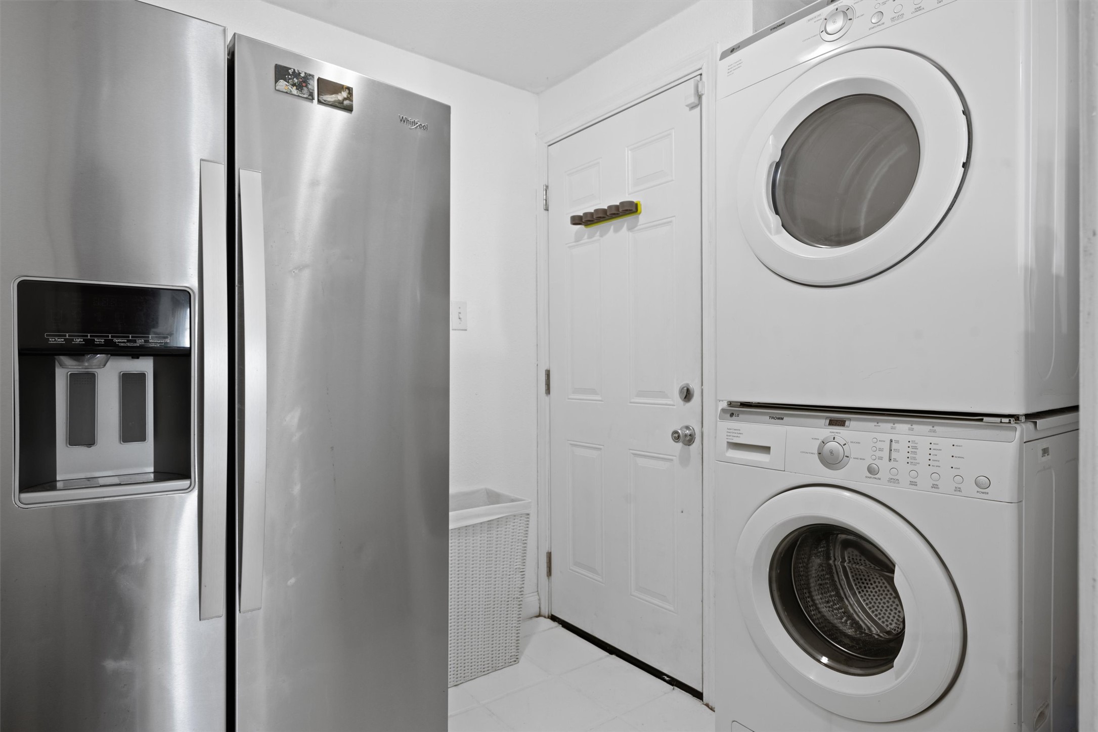 1167 Ridgeway Drive Austin, TX 78702 - Photo 9 of 29 a utility room with dryer and washer