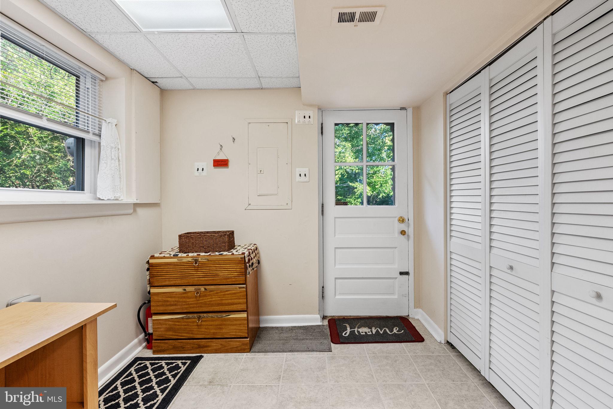 391 Rittenhouse Boulevard Eagleville, PA 19403 - Photo 20 of 43 a room with furniture and window