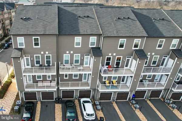 a car parked in front of a building