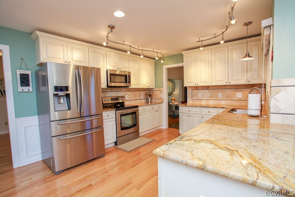 5815 Spinnaker Cove Road Midlothian, VA 23112 - Photo 8 of 22 Gallery Image 8
