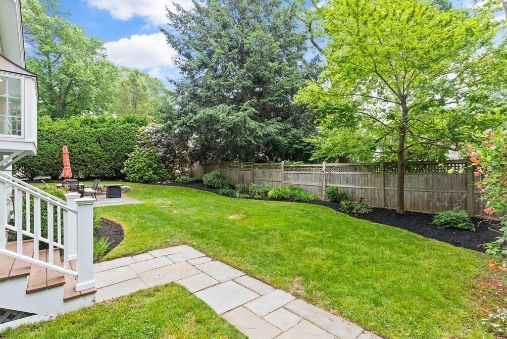 40 Locust Avenue Lexington, MA 02421 - Photo 31 of 42 Gallery Image 31