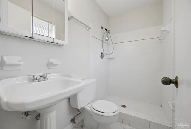 $214,000 | 5719 Ventura Lane, Pensacola, FL 32526