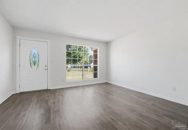 $214,000 | 5719 Ventura Lane, Pensacola, FL 32526