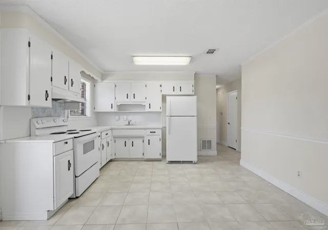 $214,000 | 5719 Ventura Lane, Pensacola, FL 32526