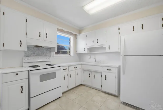 $214,000 | 5719 Ventura Lane, Pensacola, FL 32526