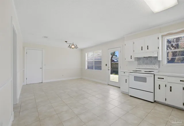 $214,000 | 5719 Ventura Lane, Pensacola, FL 32526