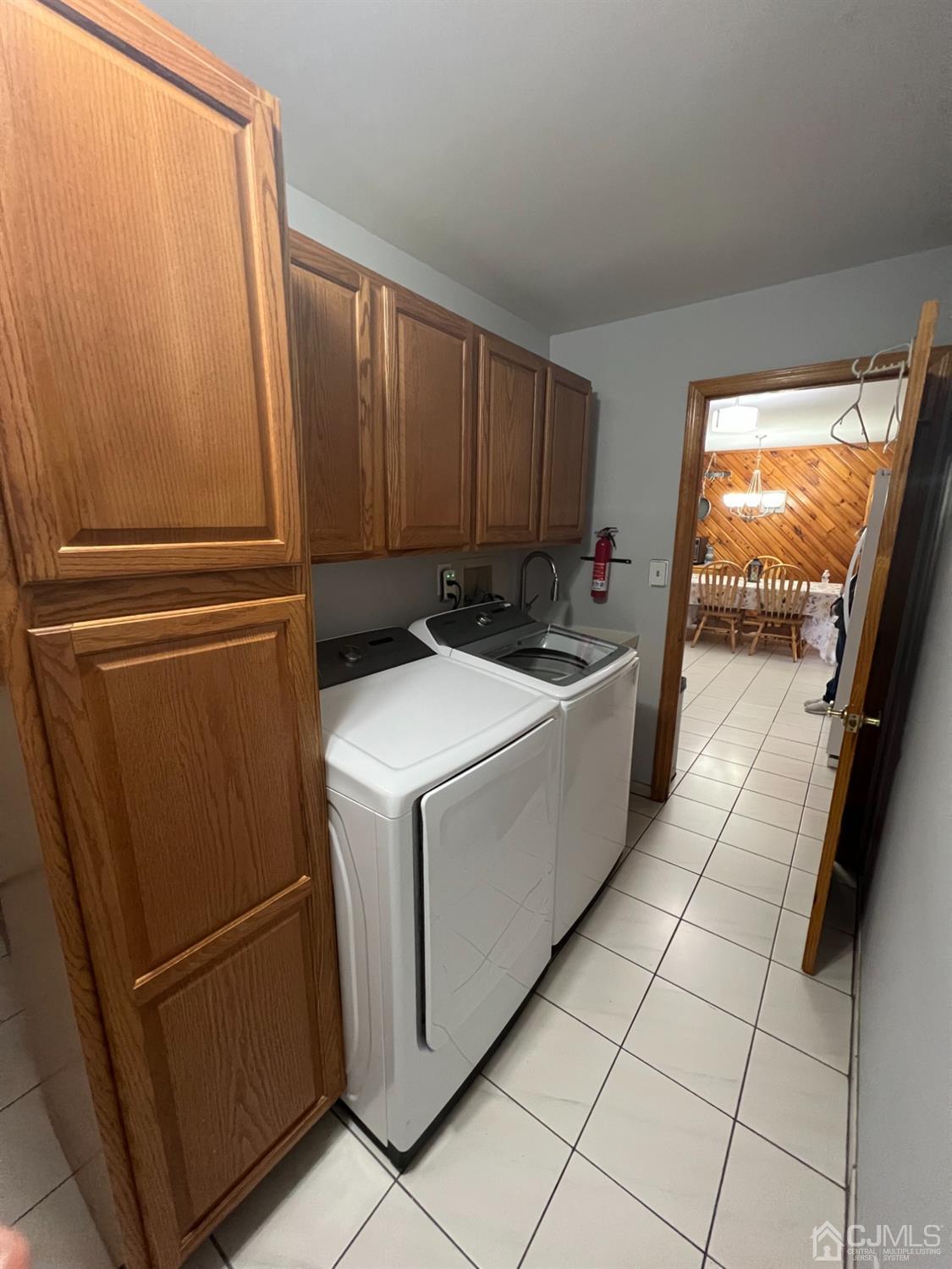 43 Roxy Avenue Edison, NJ 08820 - Photo 18 of 28 Gallery Image 18