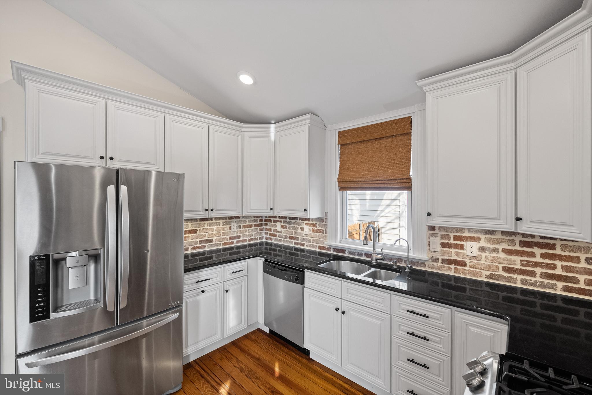 1404 Riverview Avenue Wilmington, DE 19806 - Photo 11 of 58