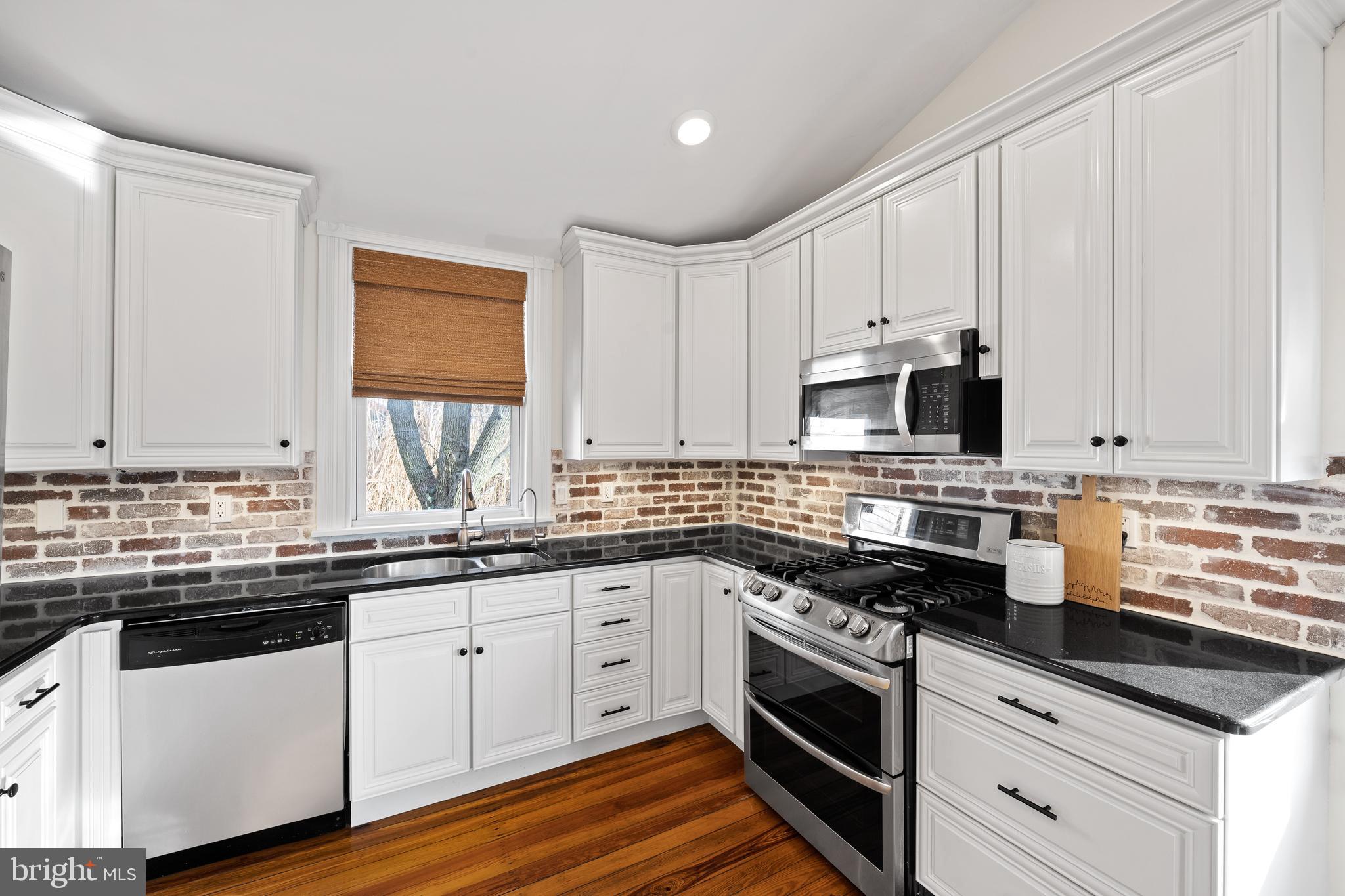 1404 Riverview Avenue Wilmington, DE 19806 - Photo 8 of 58