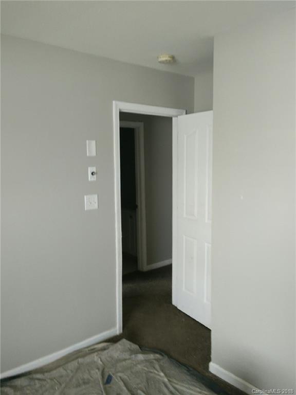 5110 Raspberry Knoll Drive, Unit 65 Charlotte, NC 28208 - Photo 7 of 21 Gallery Image 7