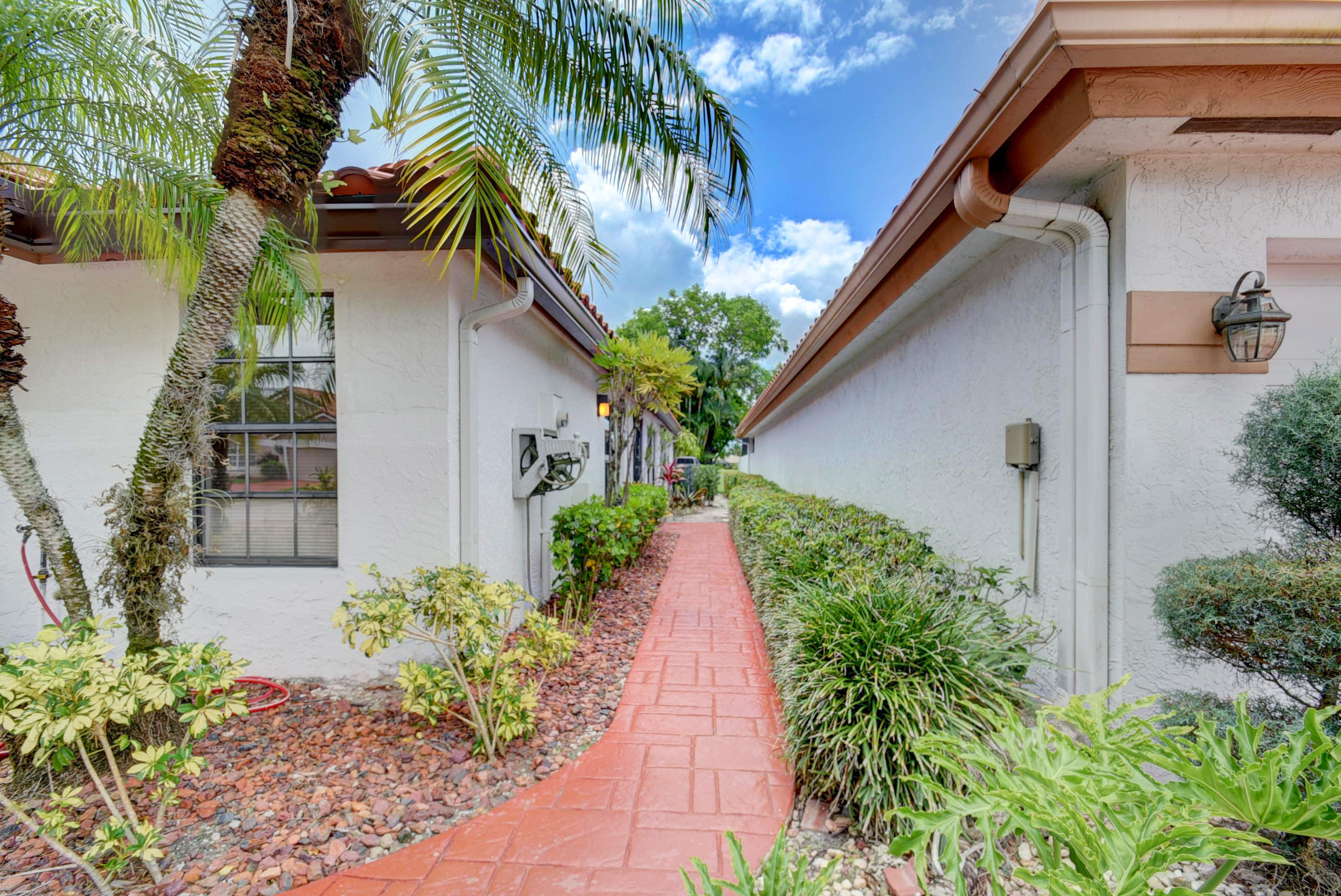 10352 Sunset Bend Drive Boca Raton, FL 33428 - Photo 3 of 60 Virtuals1 (3)