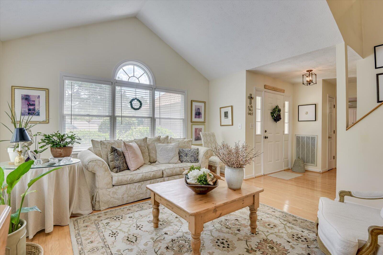 145 Boxwood Road Aiken, SC 29803 - Photo 10 of 57