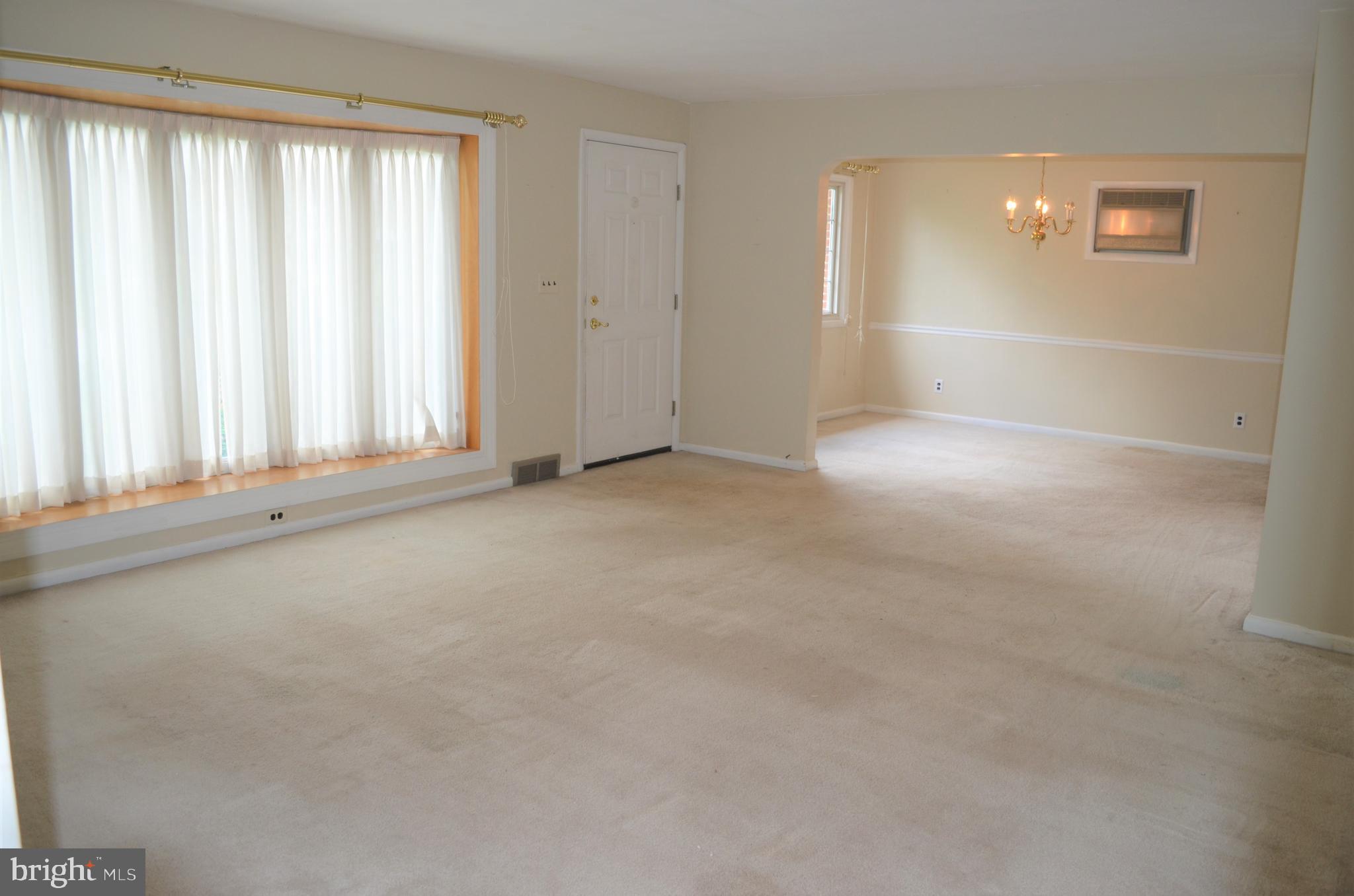 2331 Sycamore Road York, PA 17408 - Photo 8 of 17 Open floor plan