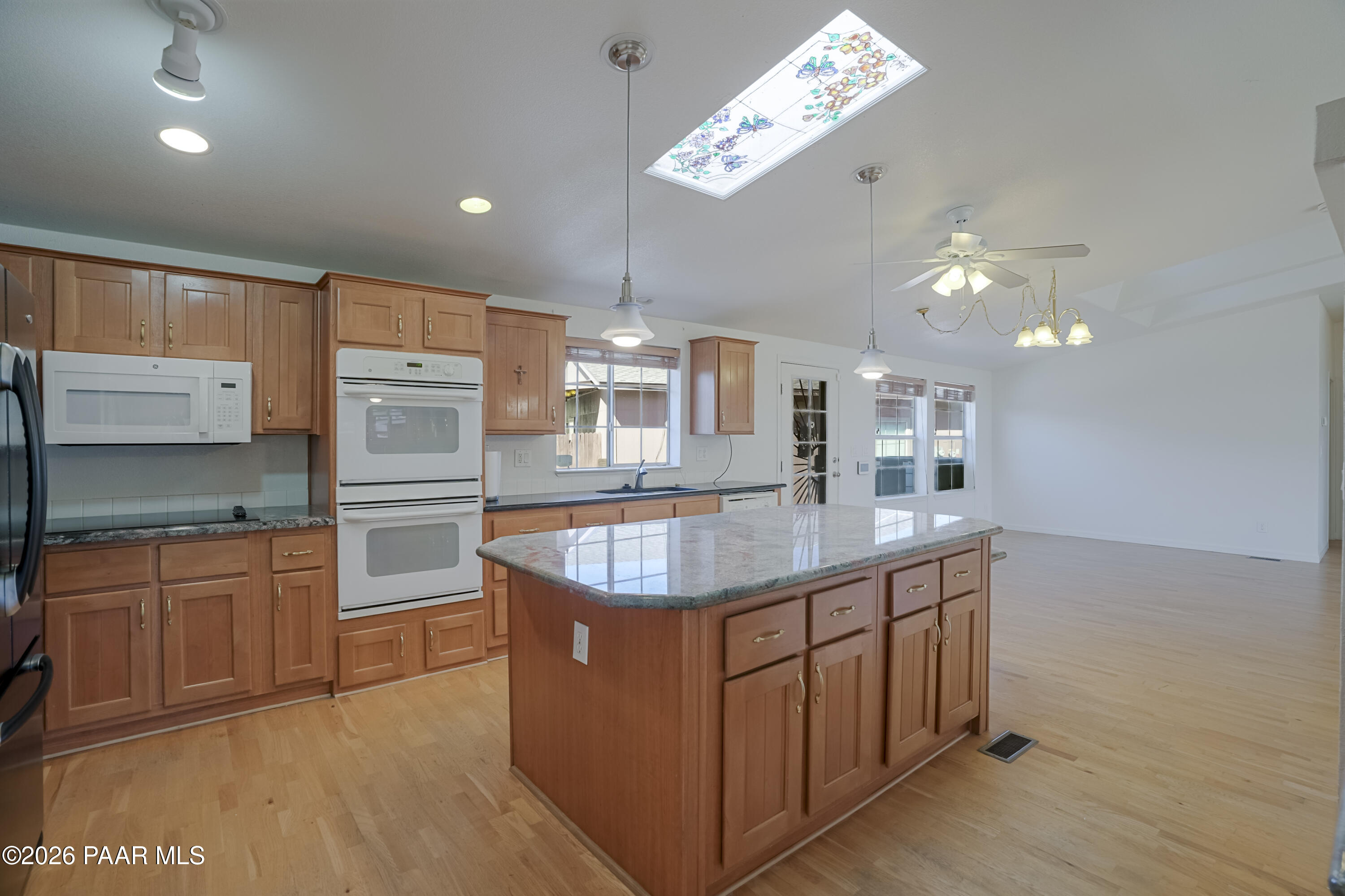 1699 Trinity Lane Dewey, AZ 86327 - Photo 15 of 45 Kitchen