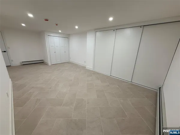 $2,700 | 695 Elm Street, Unit 1, Kearny, NJ 07032