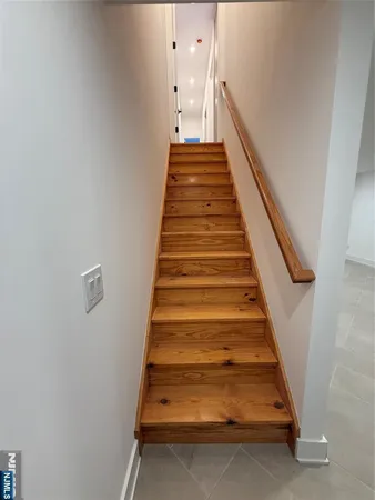 $2,700 | 695 Elm Street, Unit 1, Kearny, NJ 07032