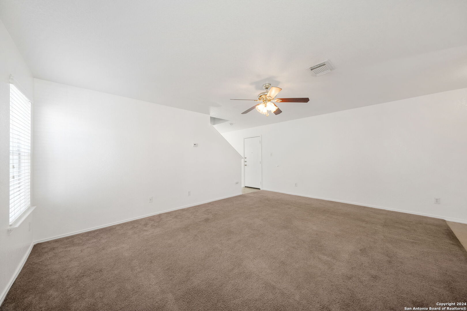 7 Kenrock Ridge San Antonio, TX 78254 - Photo 5 of 19