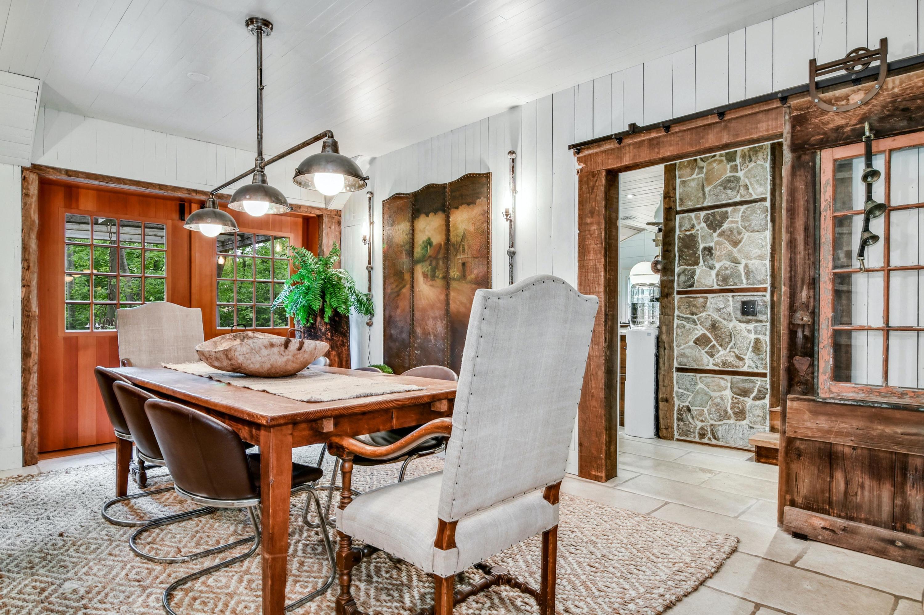394 Brushy Ridge Road New Canaan, CT 06840 - Photo 17 of 30 014-347707-DSC_3643_HDR