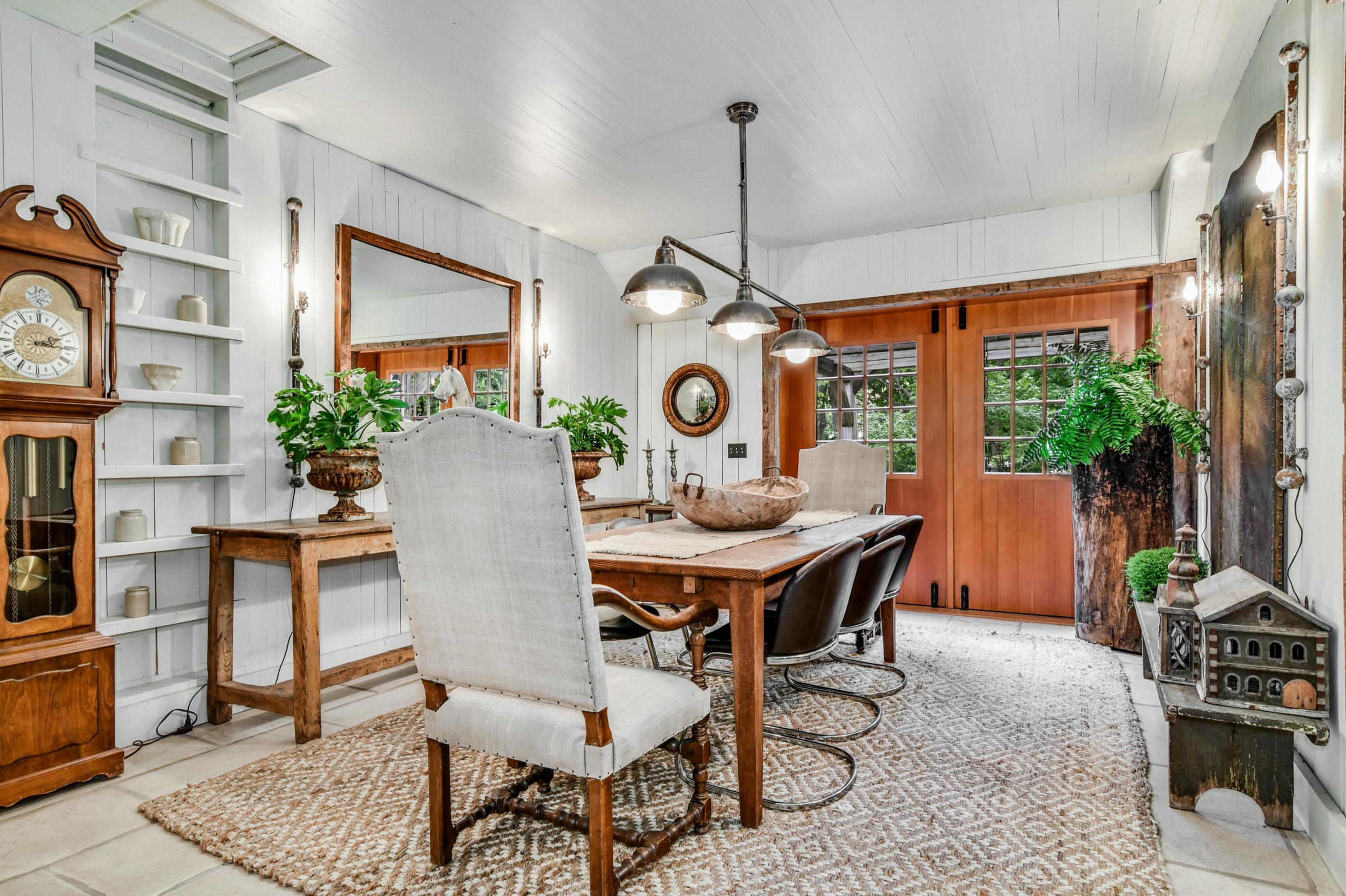394 Brushy Ridge Road New Canaan, CT 06840 - Photo 18 of 30 015-347707-DSC_3651_HDR