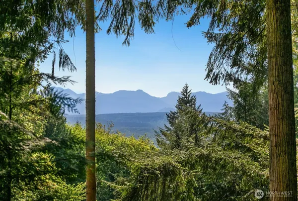 $1,249,950 | 1445 293rd Avenue Northeast, Carnation, WA 98014
