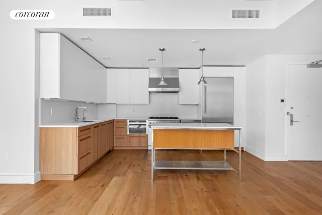 $2,600,000 | 147 Hope Street, Unit 5C | Williamsburg