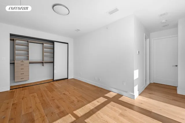 $2,600,000 | 147 Hope Street, Unit 5C | Williamsburg