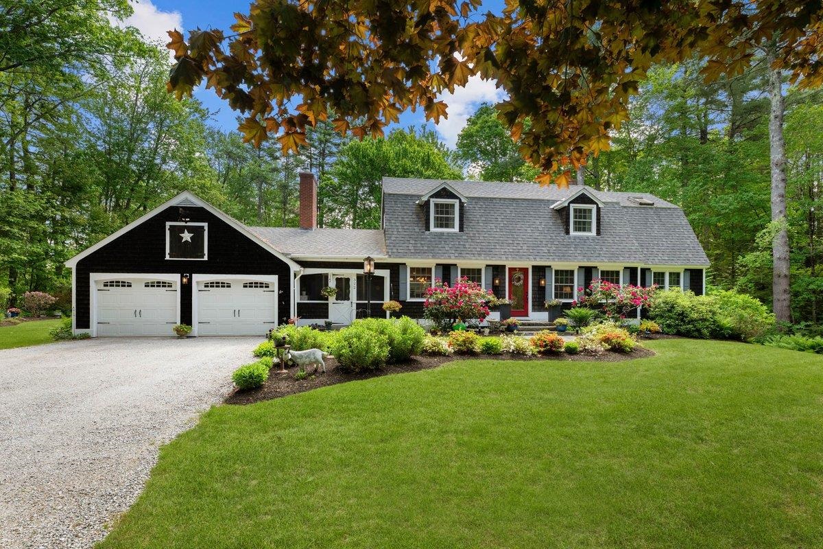 322 Dodge Hill Road Henniker, NH 03242 - Photo 1 of 54