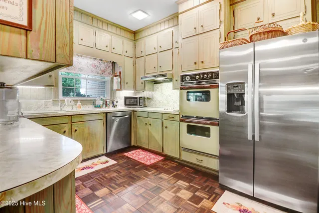 $449,000 | 1601 Cambridge Drive, Kinston, NC 28504