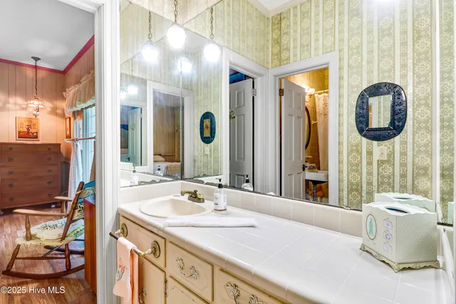 $449,000 | 1601 Cambridge Drive, Kinston, NC 28504