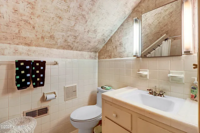 $449,000 | 1601 Cambridge Drive, Kinston, NC 28504