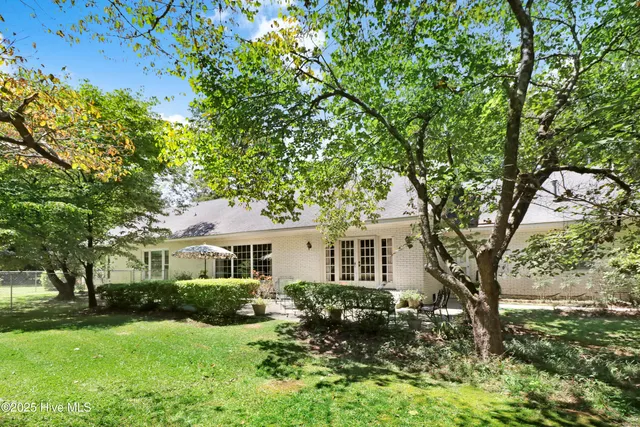 $449,000 | 1601 Cambridge Drive, Kinston, NC 28504