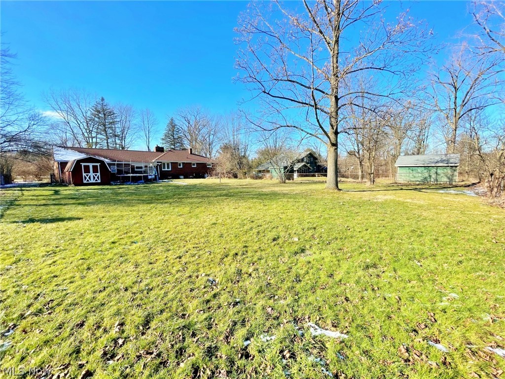 371 Annis Road Amherst, OH 44001 - Photo 30 of 31