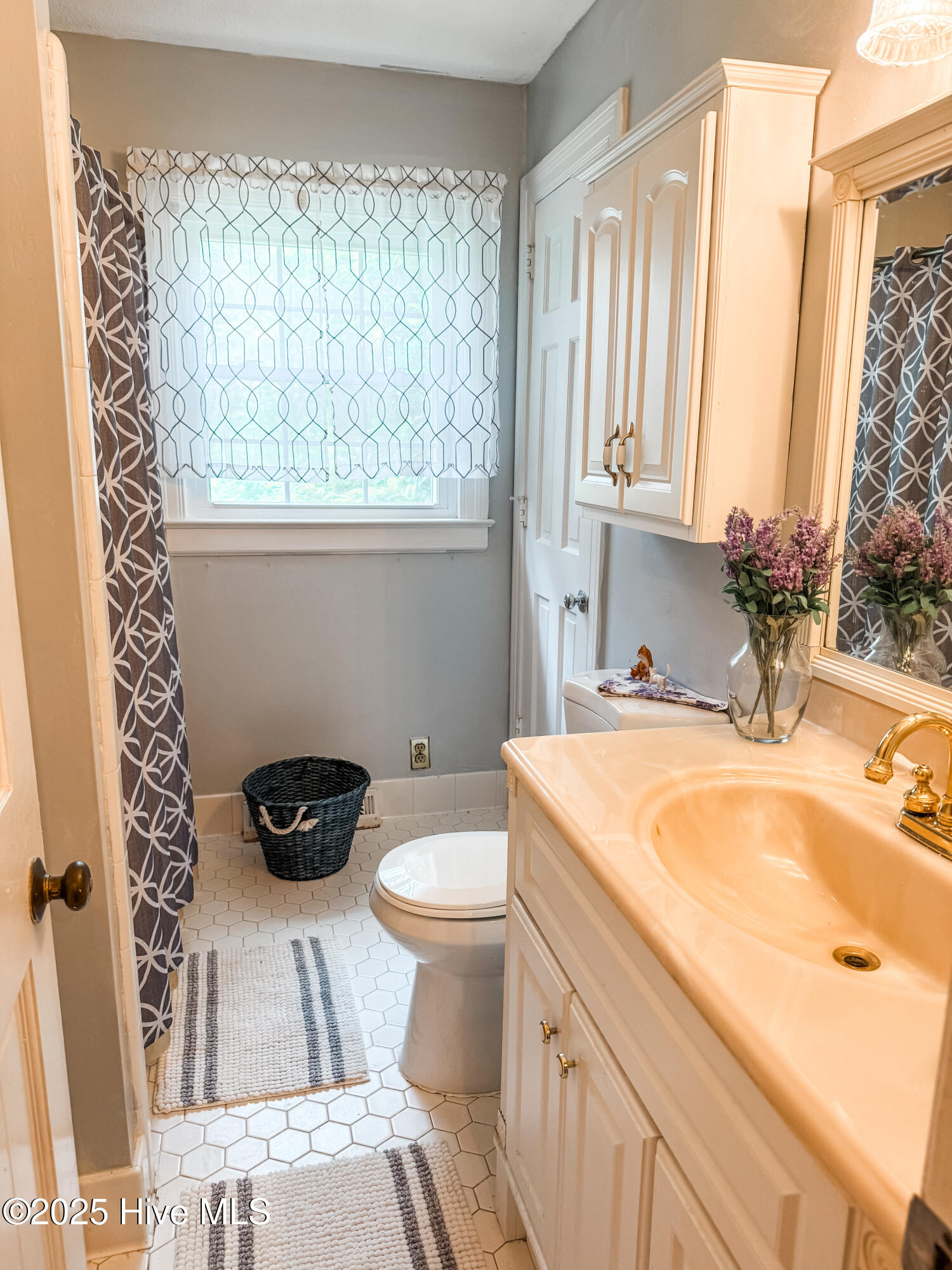 1103 Peachtree Road Northwest Wilson, NC 27896 - Photo 17 of 22 Bathroom