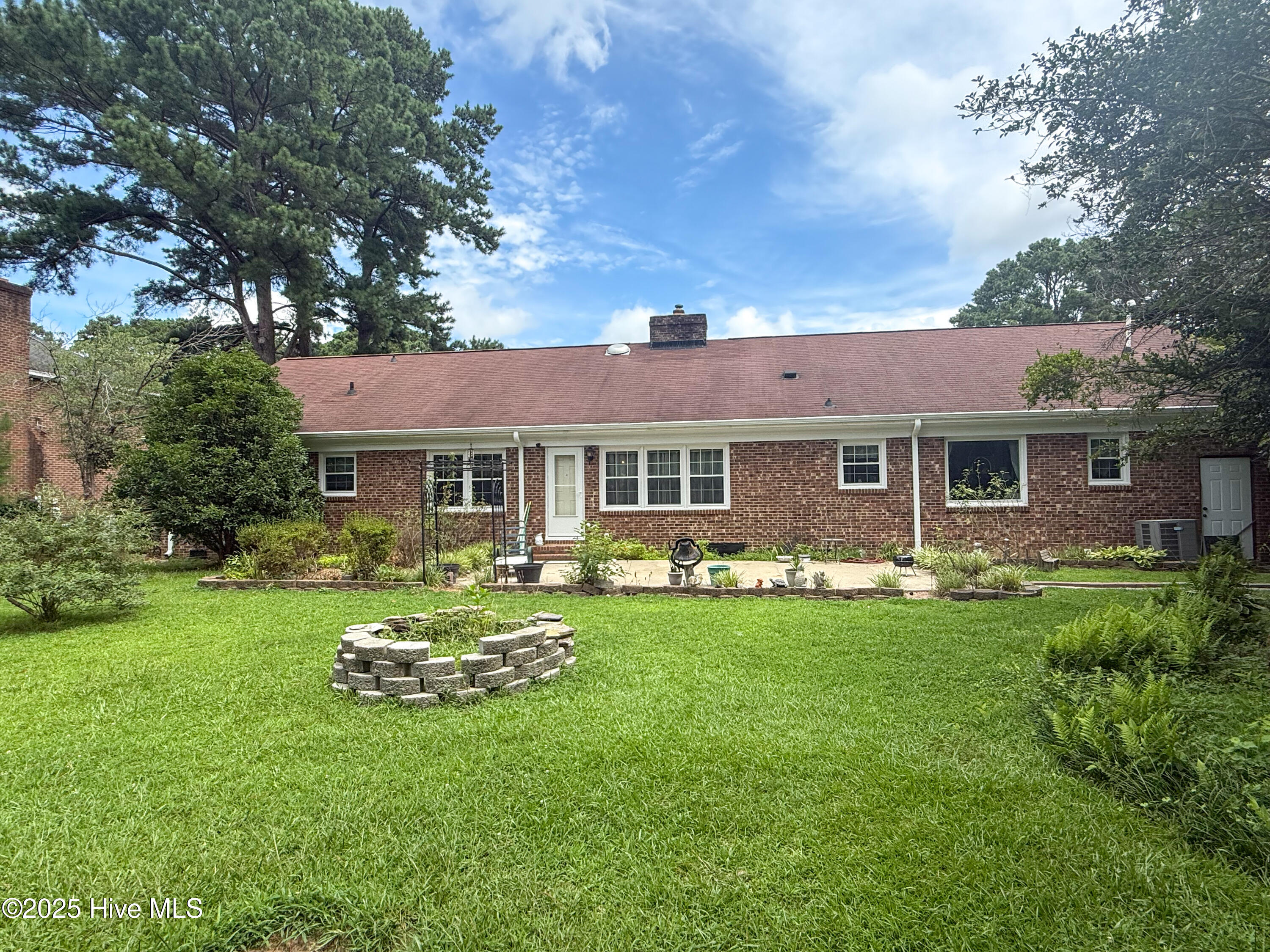 1103 Peachtree Road Northwest Wilson, NC 27896 - Photo 20 of 22 Rear view