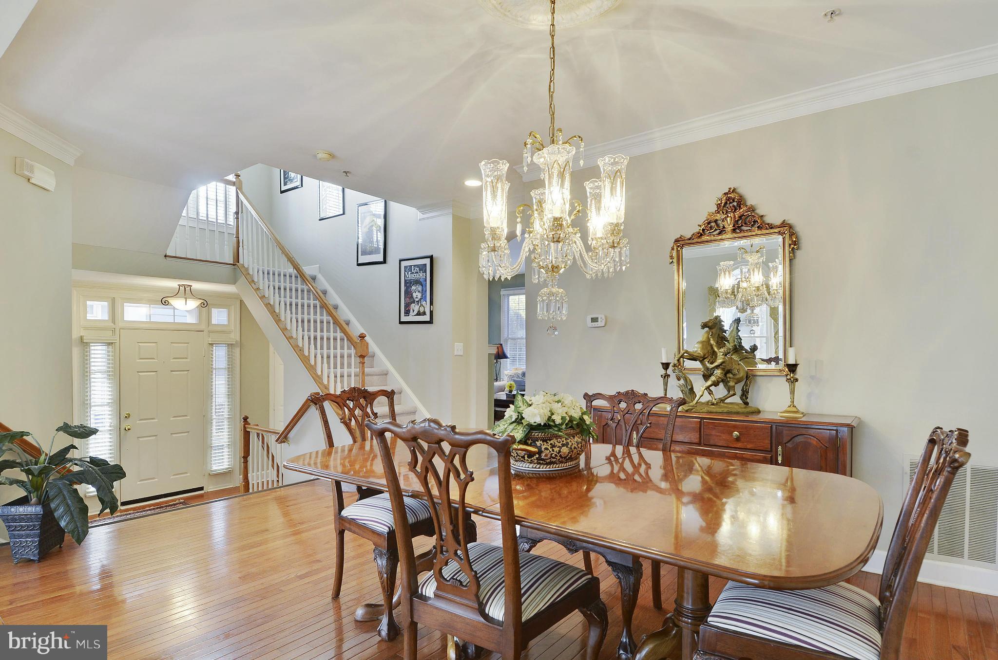 317 Hart Road Gaithersburg, MD 20878 - Photo 4 of 30 Dining Room