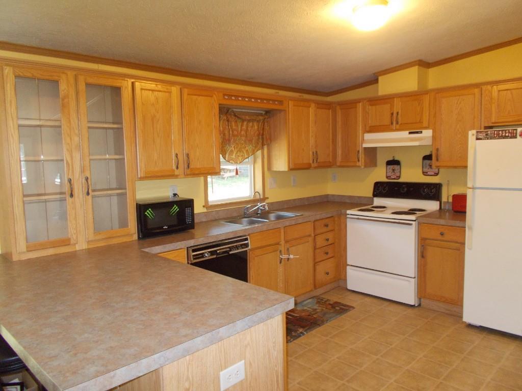 131 Mary Jane Road Buxton, ME 04093 - Photo 11 of 18 Photo