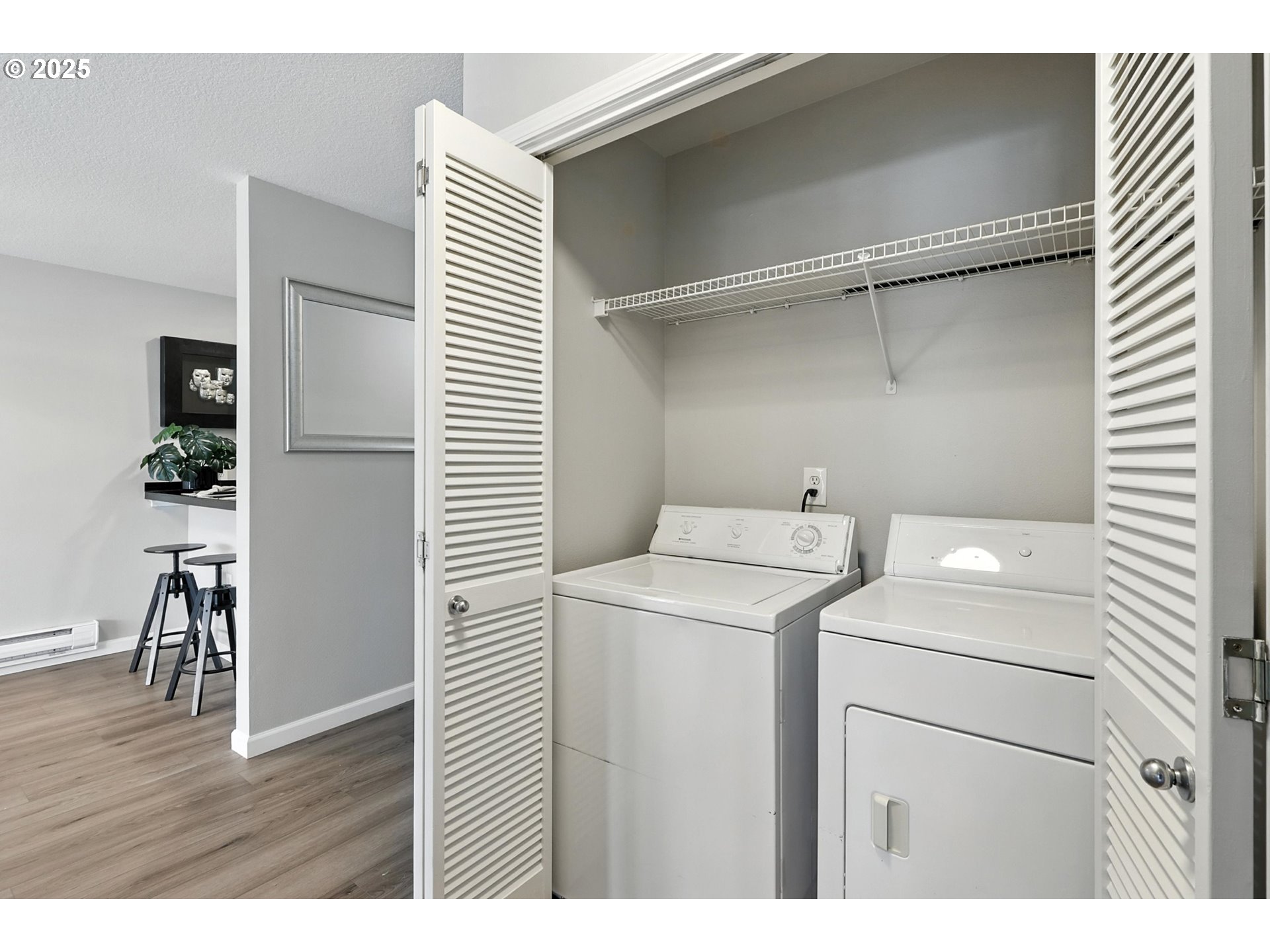 318 Northeast Roberts Avenue, Unit 402 Gresham, OR 97030 - Photo 23 of 48 View