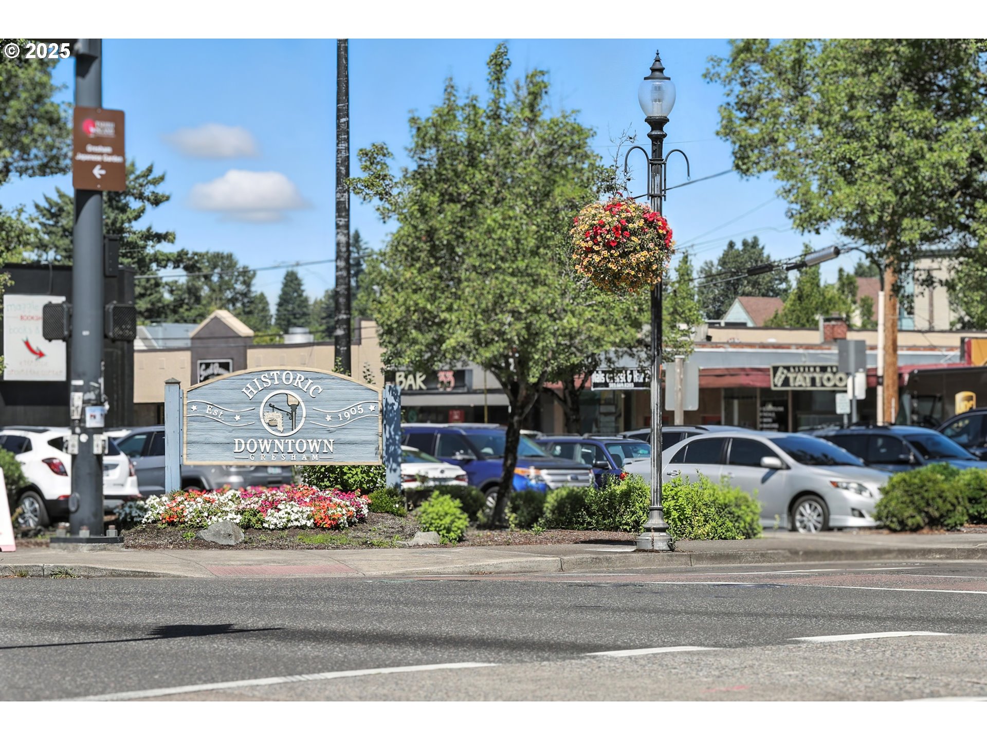 318 Northeast Roberts Avenue, Unit 402 Gresham, OR 97030 - Photo 37 of 48