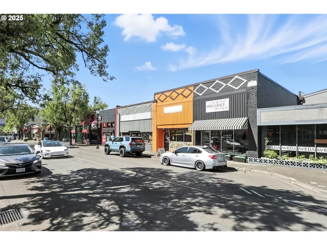 a picture of city view