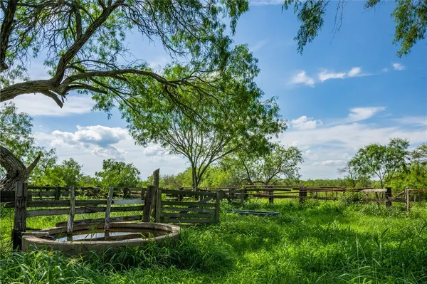 $367,500 | 3900 Farm To Market 2191, Falfurrias, TX 78355