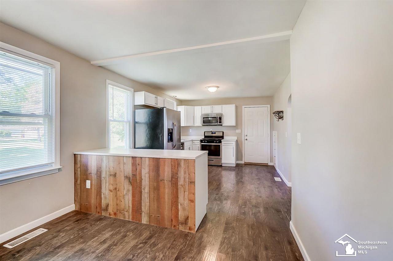 15415 South Telegraph Road Monroe, MI 48161 - Photo 11 of 34