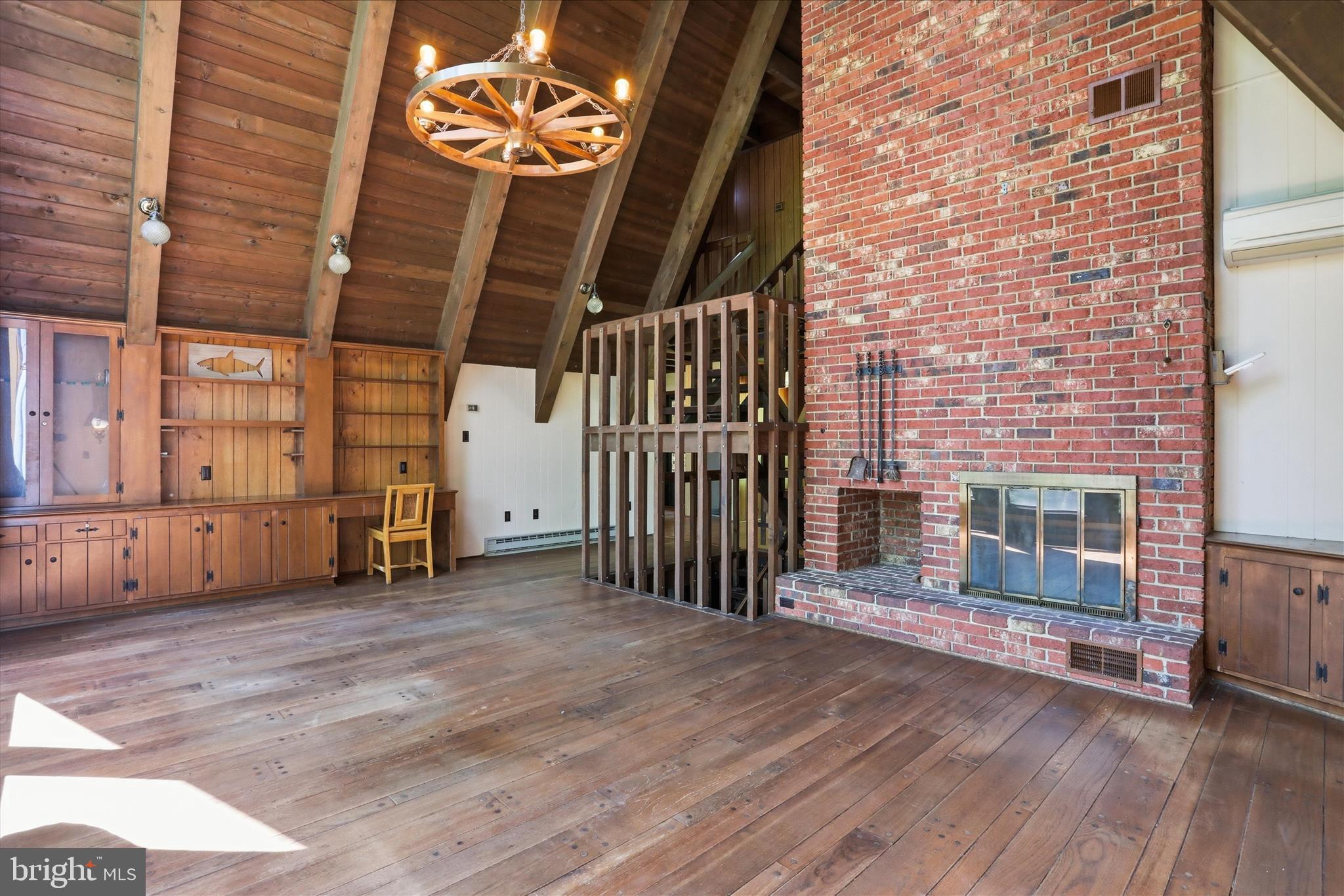 8209 Gambrill Park Road Frederick, MD 21702 - Photo 6 of 48
