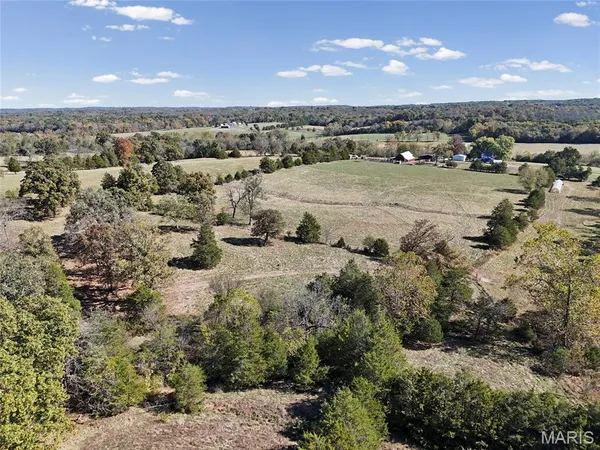 $1,475,000 | 6933 Russell Road, Hillsboro, MO 63050