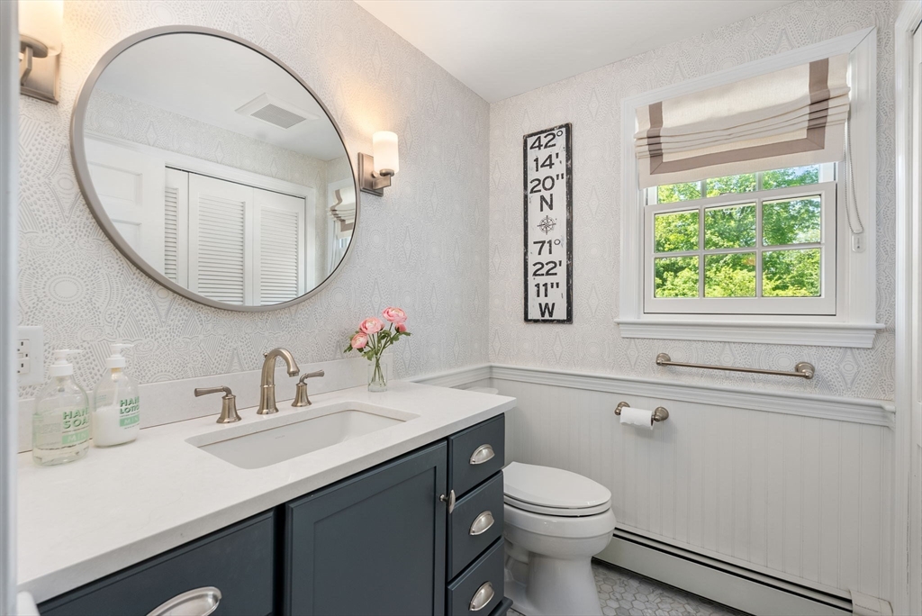 2 Russett Hill Road Sherborn, MA 01770 - Photo 8 of 28